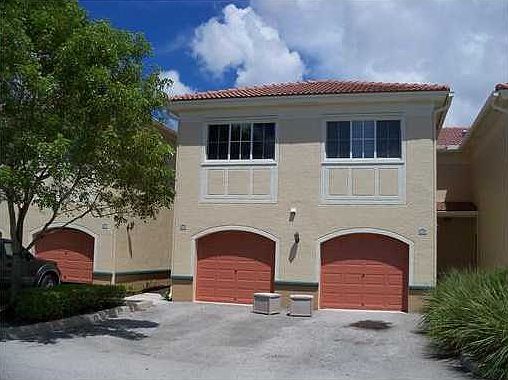 2nd image of 2589 Centergate Dr APT 103