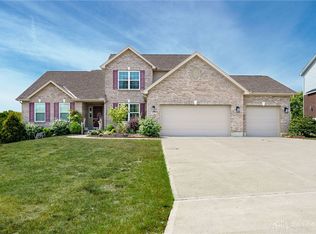 1527 Meadow View Ln, Lebanon, OH 45036