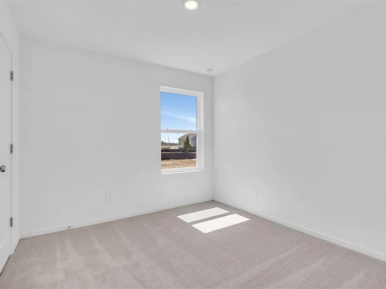 5540 Sapote Ct — Photo 13