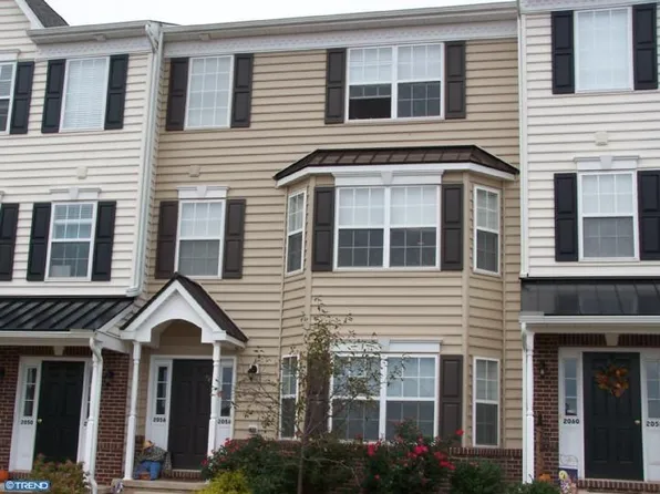 2029 Morgan Hill Dr, Pennsburg, PA 18073