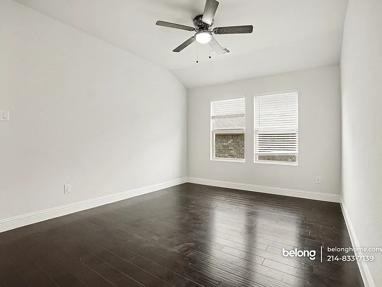242 Maverick Ct — Photo 7