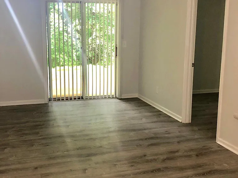 344 Ashley Forest Rd #H — Photo 9