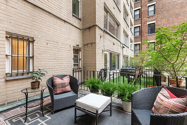 Sold by Corcoran | media 5