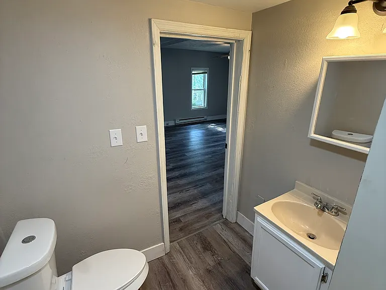 328 N State St #5 — Photo 6