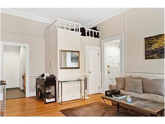 Rented by Douglas Elliman | media 8