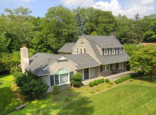 7 Dater Ln, Saddle River, NJ 07458