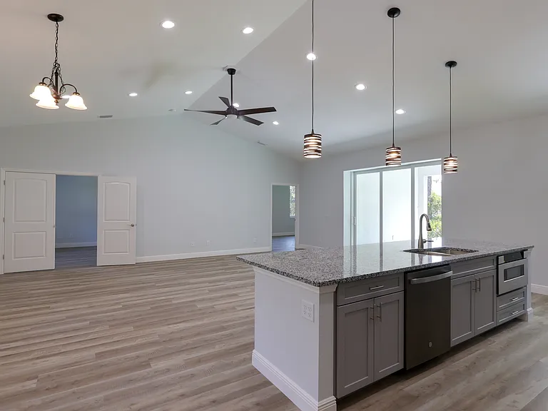 3424 Dunbar St — Photo 3