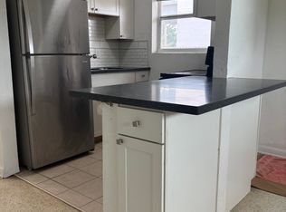 227 W Blue Heron Blvd APT 4, West Palm Beach, FL 33404