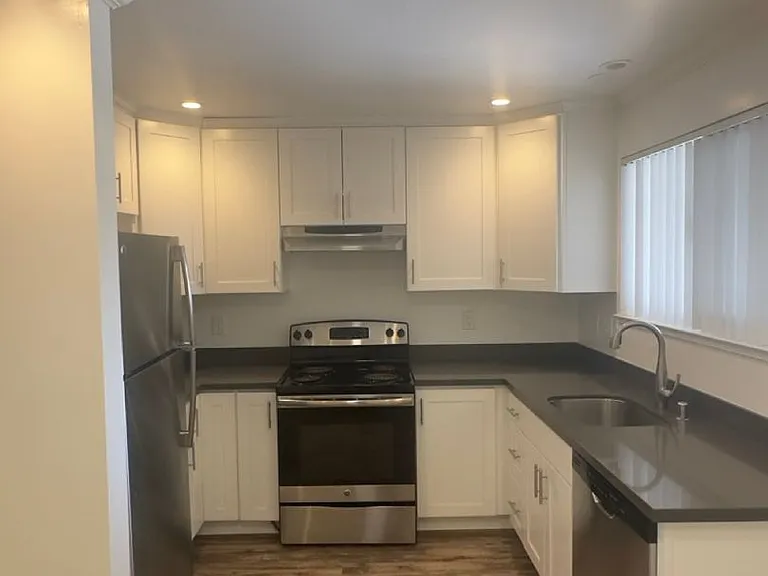 565 Chestnut St. — Photo 7