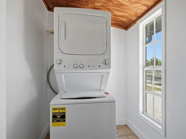 7037 McCray Dr — Photo 16
