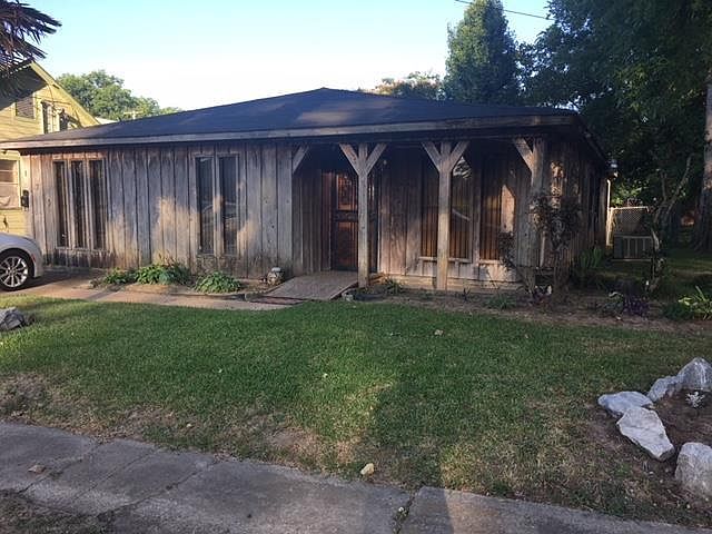 1st image of 473 N Delesseps St