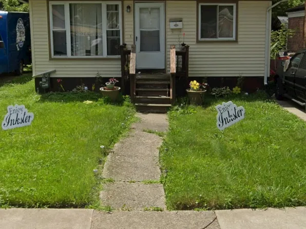 28953 Oakwood St, Inkster, MI 48141