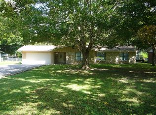 227 Becker Ln, Seguin, TX 78155