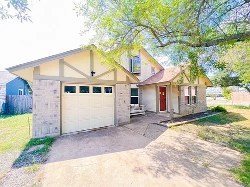 1301 Pitcairn Dr Photo 1