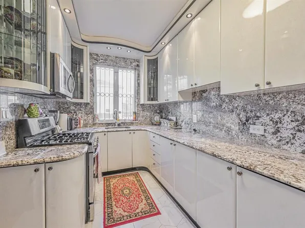 102-01 62nd Road image 6 of 25