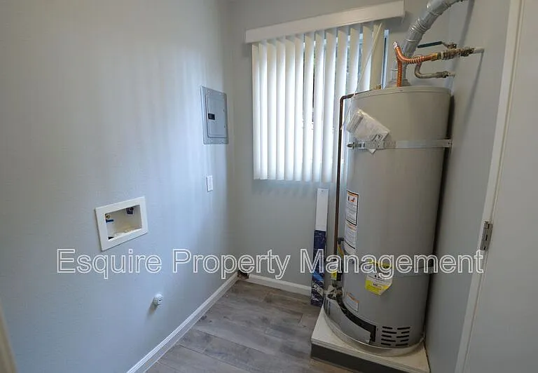 5410 Driftwood St #D — Photo 19
