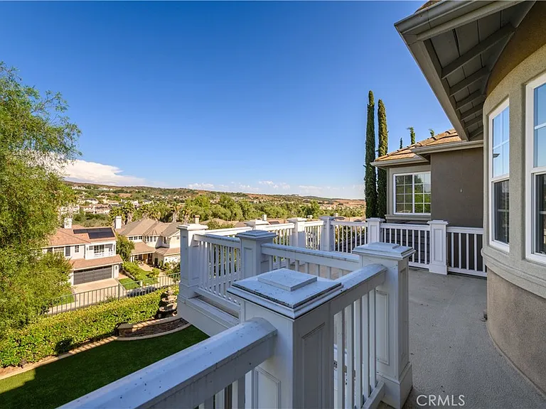16 Pegasus Dr — Photo 40