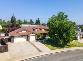 2799 Summerbreeze Pl, Redding, CA 96001