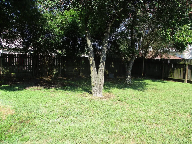 7515 Muirwood Ln — Photo 41