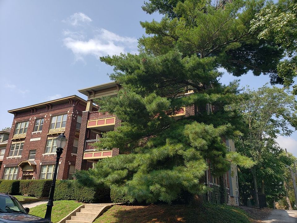 1st image of 3010 Grand Ave APT 2N