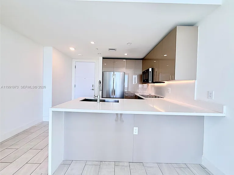 2000 Metropica Way #2208 — Photo 6