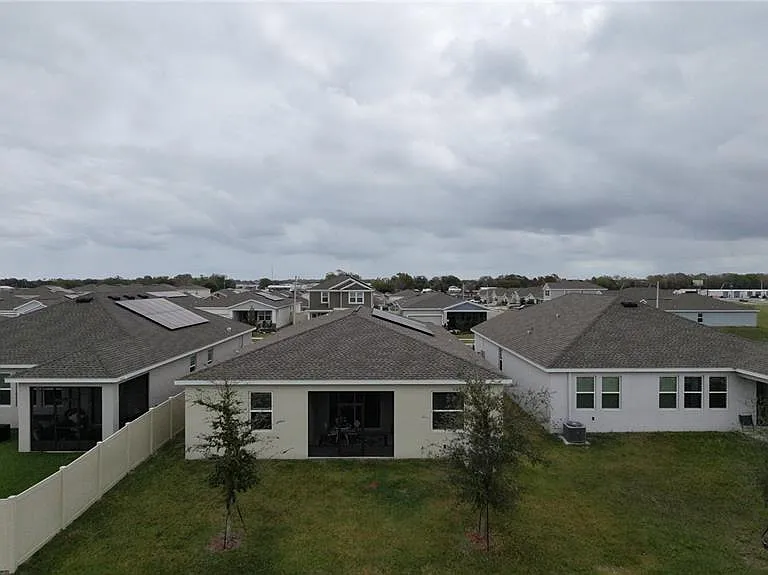 652 Grove St — Photo 38