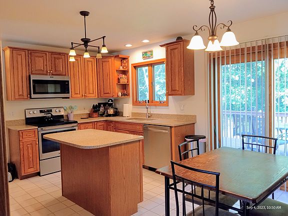 5th image of 106 Westchester Way