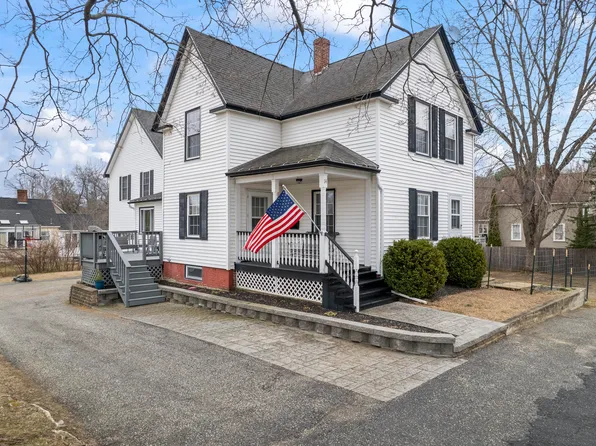 14 North Street, Lisbon, ME 04252