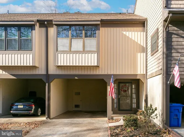 315 Kings Croft, Cherry Hill, NJ 08034
