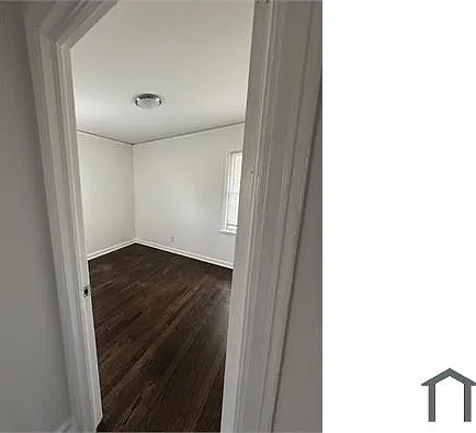 381 Sargent Dr SE — Photo 5