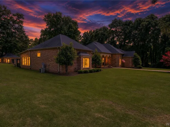 120 Magnolia Cir, Centreville, AL 35042
