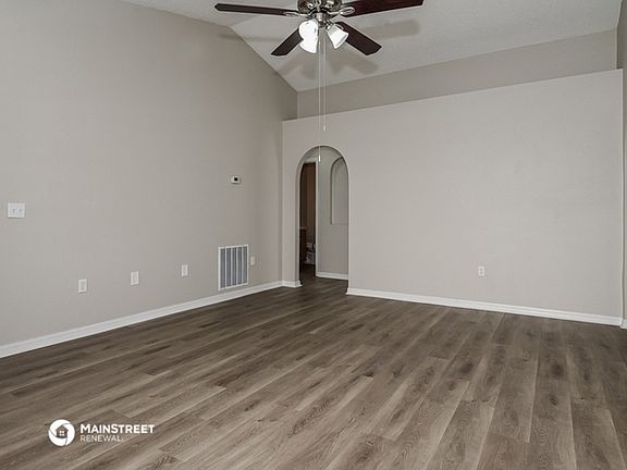 5th image of 5645 S English Oak Dr
