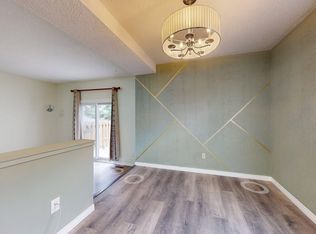 Riverbend The, Edmonton, AB T6H 5S9