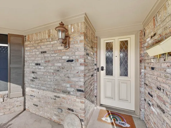 846 Creekridge Dr, Dallas, TX 75218