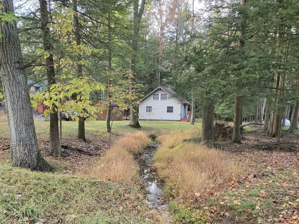 114 Red Oak Rd, Flinton, PA 16640
