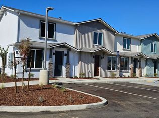 414 S Summit St, Visalia, CA 93292