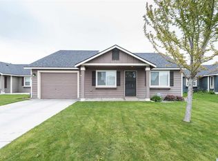 5912 Westport Ln, Pasco, WA 99301