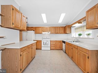 87 Joyce Dr, Wilmington, DE