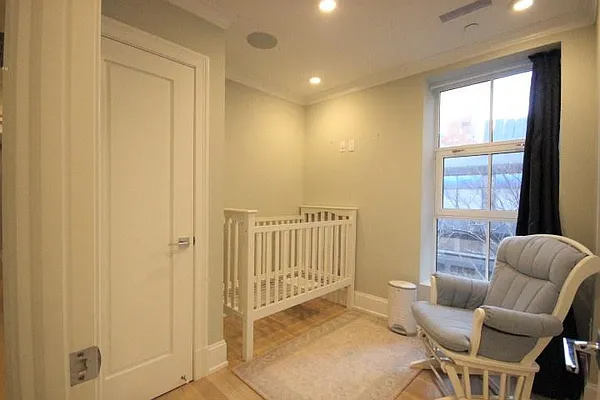 Rented by (Legacy) NY Quality Living Uptown | media 60