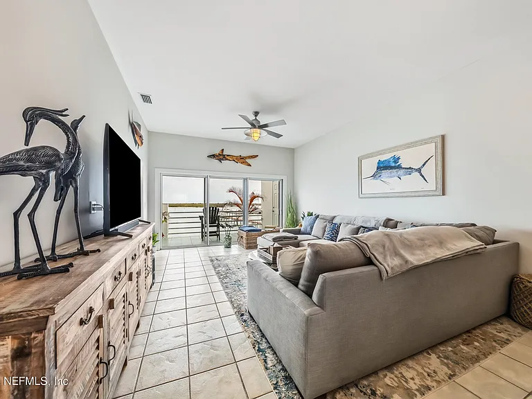 75 Comares Ave #3A — Photo 16