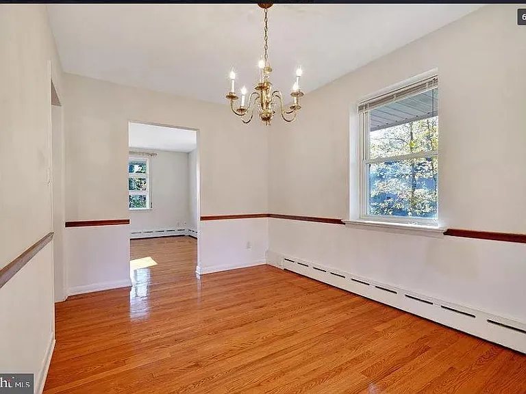 127 Carter Rd — Photo 2