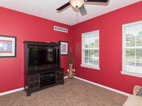 4th image of 9603 Winsome Ct