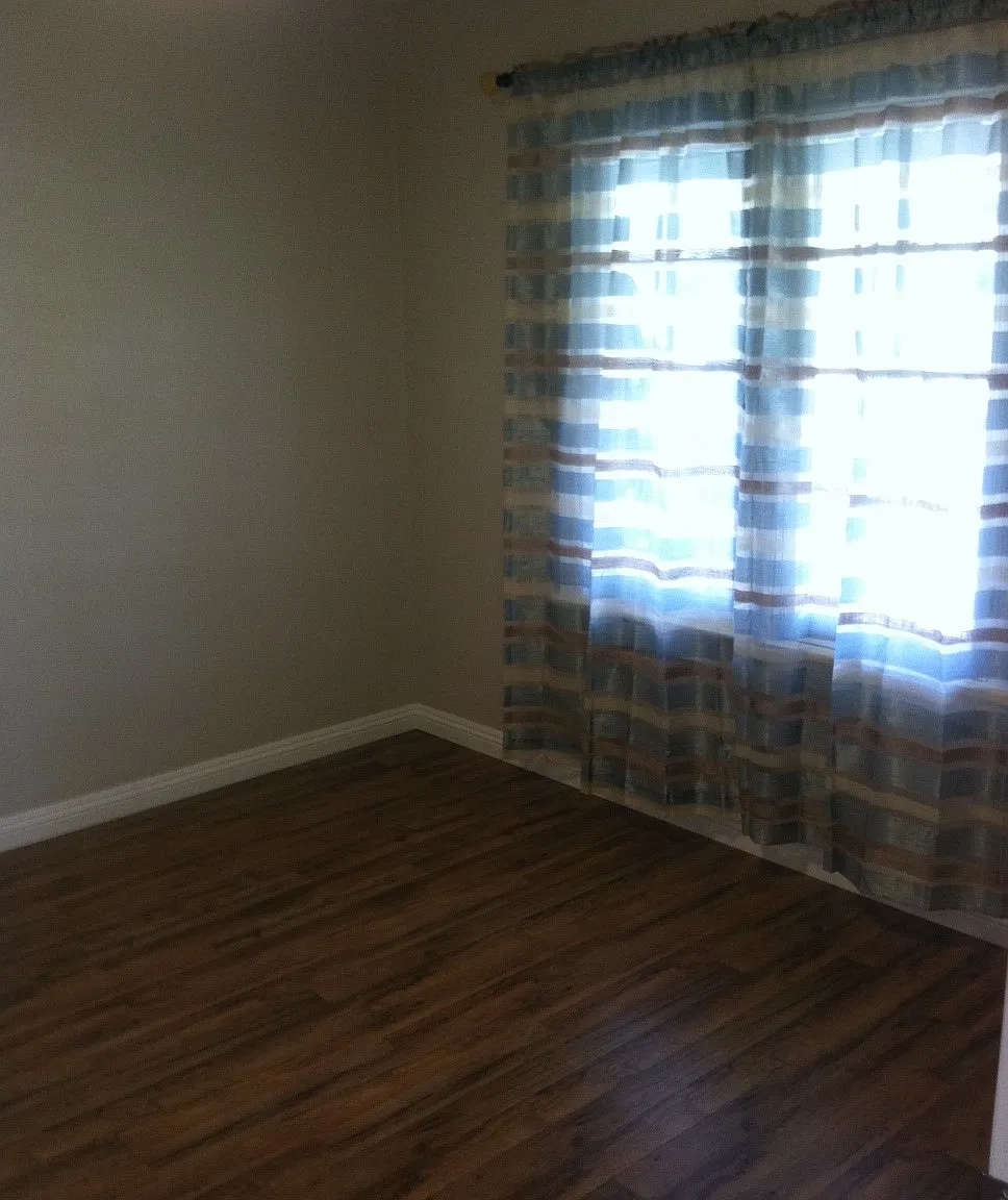 2 bed, 800 sqft, $2,375 — Photo 3