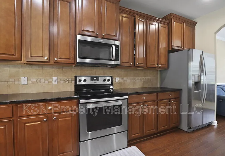 144 Tahoe Dr — Photo 11