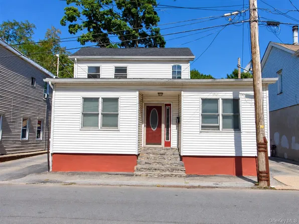 67 Cottage Street, Middletown, NY 10940