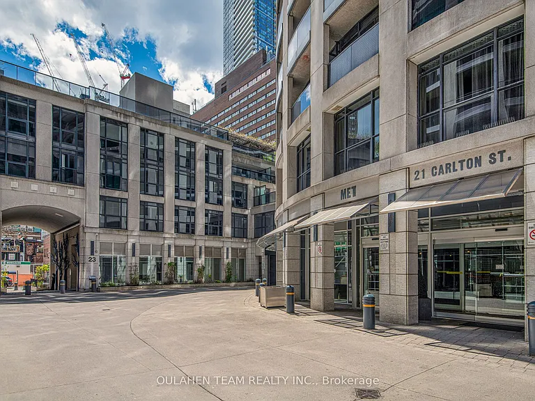 21 Carlton St #1105 — Photo 42