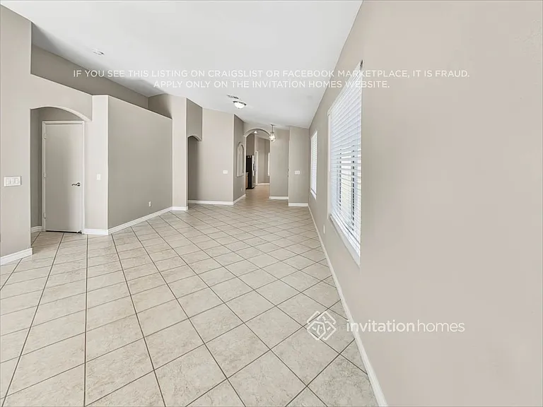 3413 Travelers Ct — Photo 4
