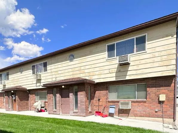120 W 100 S APT 11, Tremonton, UT 84337