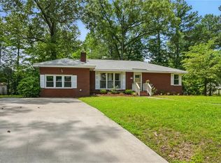 512 Rock Dr, Chesapeake, VA 23323