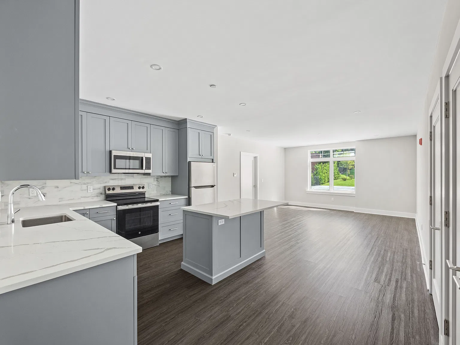 1 bed, 753 sqft, $2,625 — Photo 4